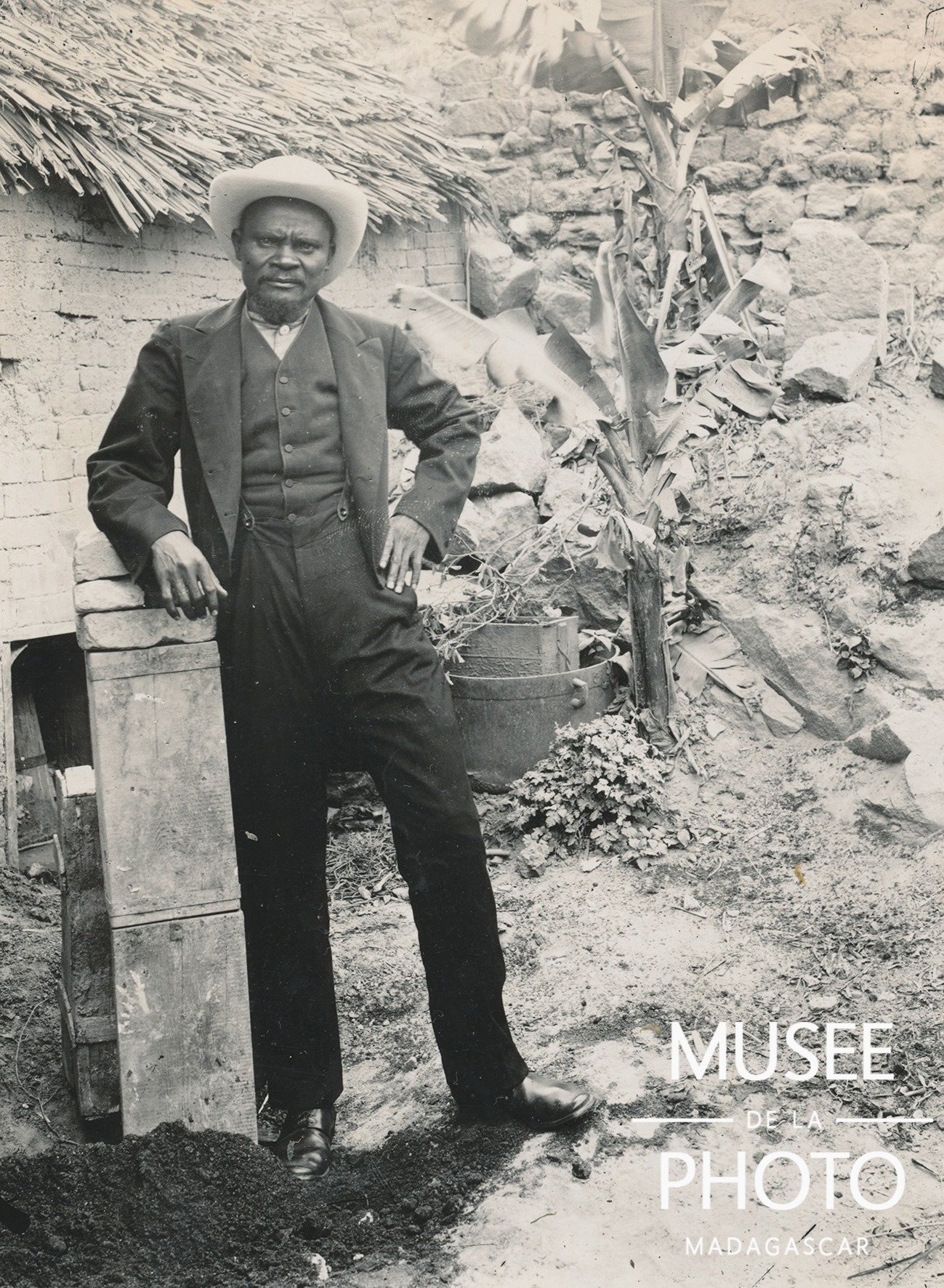 Menalamba (Red Shawl) rebellion breaks out against French rule in Madagascar