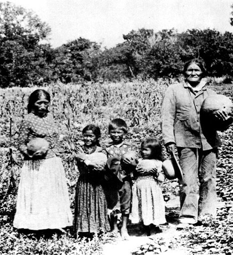 Birthday of Goyaałé (Geronimo)